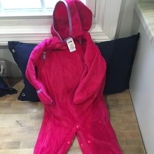 Girls North Face Oso one piece and hat